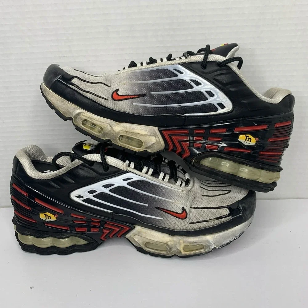 Nike Air Max Plus 3 Black Red White Sneakers